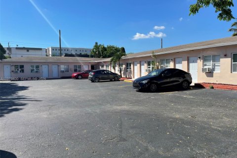 Apartment in Miami, Florida 33.44 sq.m. № 2041197 - photo 10