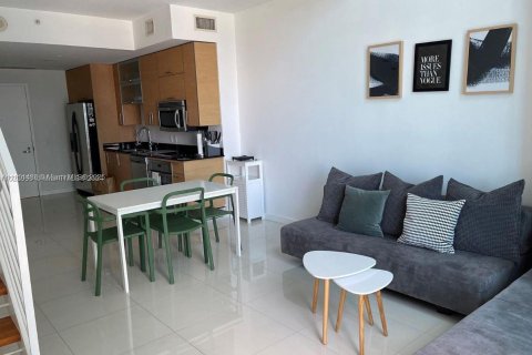 Appartement à louer à Miami, Floride: 1 chambre, 72.84 m2 № 1938360 - photo 4