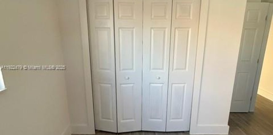 Villa ou maison à Miami, Floride 2 chambres, 153.29 m2 № 1977123