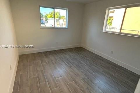 Villa ou maison à louer à Miami, Floride: 2 chambres, 153.29 m2 № 1977123 - photo 5