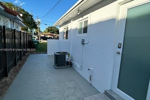 Villa ou maison à louer à Miami, Floride: 2 chambres, 153.29 m2 № 1977123 - photo 28