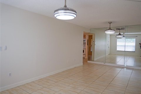 Купить кондоминиум в Клируотер, Флорида 7 комнат, 95.22м2, № 2232603 - фото 11