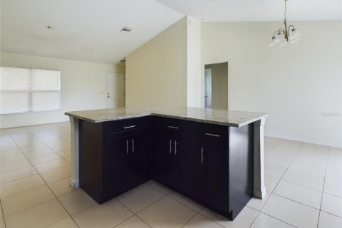 House in Ocala, Florida 3 bedrooms, 123.28 sq.m. № 1832022 - photo 7