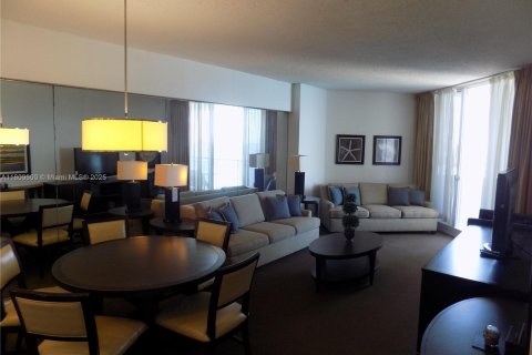 Condo in Sunny Isles Beach, Florida, 1 bedroom  № 1752163 - photo 27