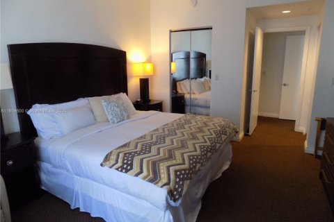 Condo in Sunny Isles Beach, Florida, 1 bedroom  № 1752163 - photo 6