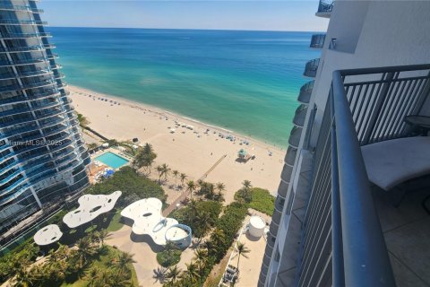 Condo in Sunny Isles Beach, Florida, 1 bedroom  № 1752163 - photo 5