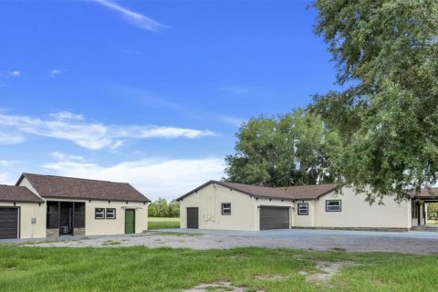 Купить виллу или дом в Гроувленд, Флорида 9 комнат, 196.77м2, № 1315047 - фото 4