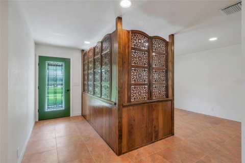 Купить виллу или дом в Гроувленд, Флорида 9 комнат, 196.77м2, № 1315047 - фото 13