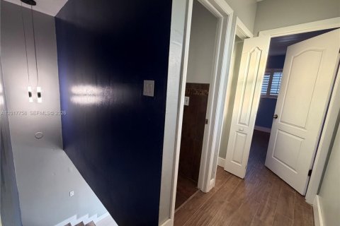 Copropriété à louer à Miami Springs, Floride: 2 chambres, 81.29 m2 № 2088167 - photo 8
