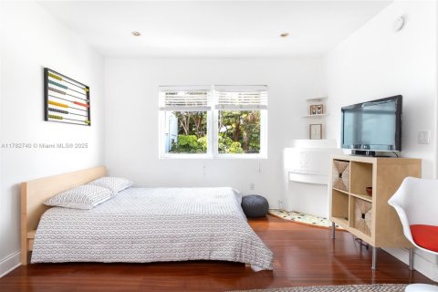 Condominio en venta en Miami Beach, Florida, 42.46 m2 № 1702183 - foto 3