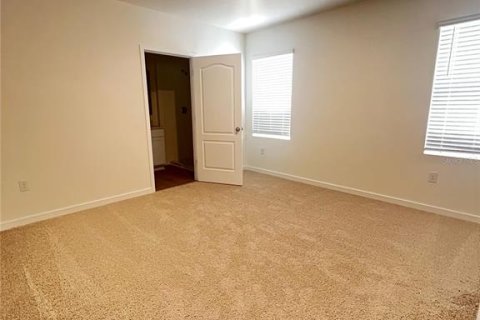 Villa ou maison à louer à Kissimmee, Floride: 4 chambres, 154.68 m2 № 2110911 - photo 13