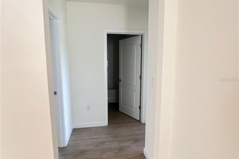 Villa ou maison à louer à Kissimmee, Floride: 4 chambres, 154.68 m2 № 2110911 - photo 17