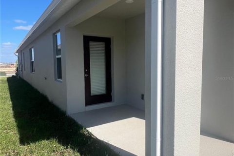 Villa ou maison à louer à Kissimmee, Floride: 4 chambres, 154.68 m2 № 2110911 - photo 18