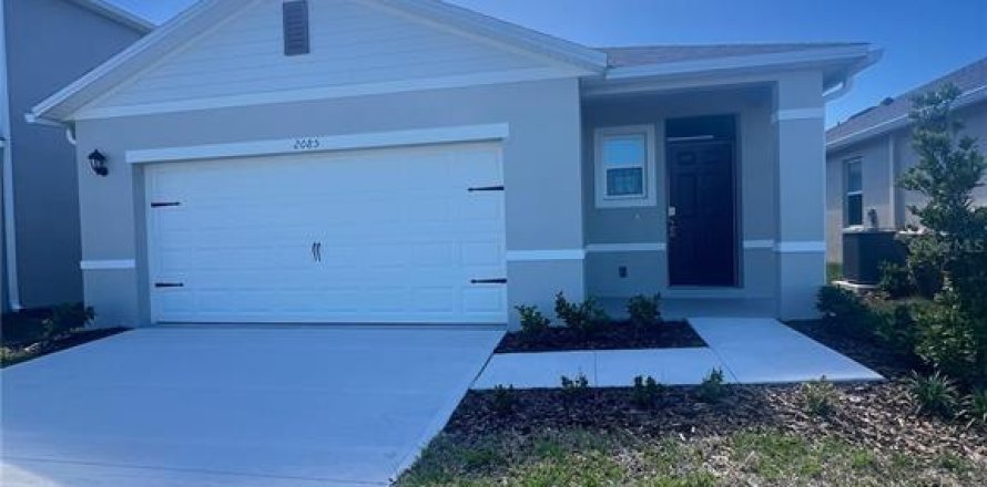 Villa ou maison à Kissimmee, Floride 4 chambres, 154.68 m2 № 2110911