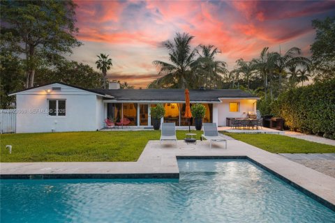 Villa ou maison à Biscayne Park, Floride 3 chambres, 133.59 m2 № 2089622