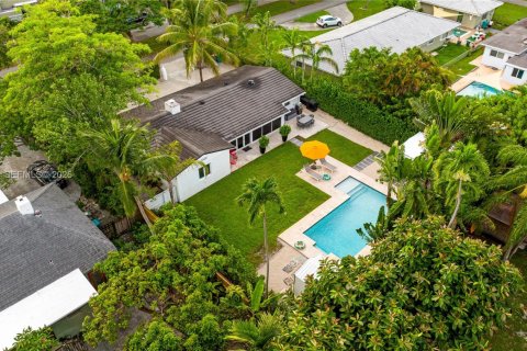 Villa ou maison à vendre à Biscayne Park, Floride: 3 chambres, 133.59 m2 № 2089622 - photo 19