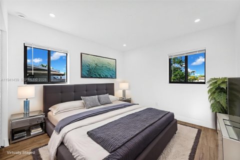 Casa en venta en Miami Gardens, Florida, 4 dormitorios, 105.91 m2 № 1998606 - foto 4