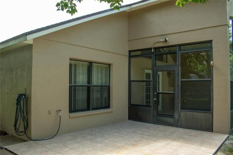 House in Hudson, Florida 2 bedrooms, 170.94 sq.m. № 2396553 - photo 8