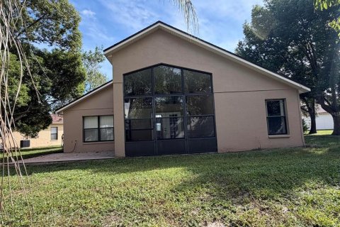 House in Hudson, Florida 2 bedrooms, 170.94 sq.m. № 2396553 - photo 10