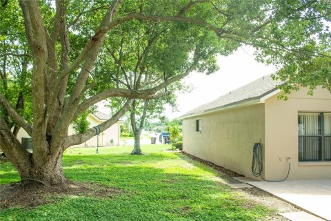 House in Hudson, Florida 2 bedrooms, 170.94 sq.m. № 2396553 - photo 7