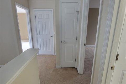 House in Winter Haven, Florida 4 bedrooms, 262.82 sq.m. № 2093659 - photo 26