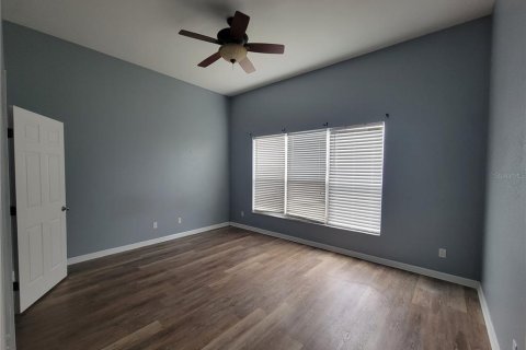House in Winter Haven, Florida 4 bedrooms, 262.82 sq.m. № 2093659 - photo 16