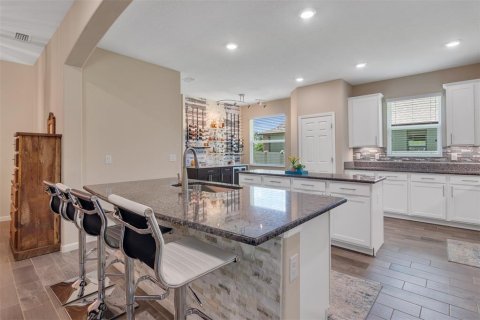 House in Vero Beach, Florida 3 bedrooms, 214.79 sq.m. № 1793980 - photo 5