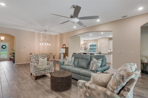 House in Vero Beach, Florida 3 bedrooms, 214.79 sq.m. № 1793980 - photo 4