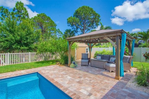 House in Vero Beach, Florida 3 bedrooms, 214.79 sq.m. № 1793980 - photo 27