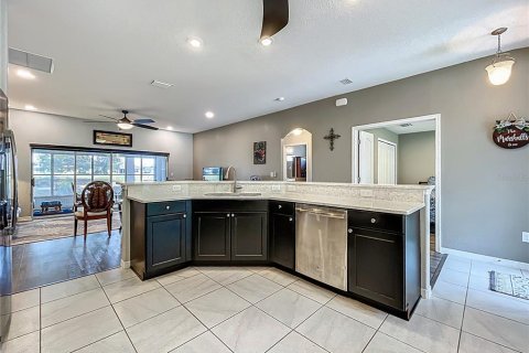 House in Leesburg, Florida 3 bedrooms, 159.05 sq.m. № 1916418 - photo 7