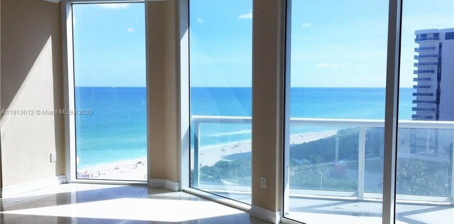 Кондоминиум с 1 спальней в Майами-Бич, Флорида № 1970255