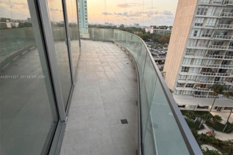 Condo in Miami, Florida, 2 bedrooms  № 2075054 - photo 6