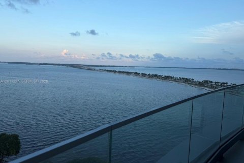Condo in Miami, Florida, 2 bedrooms № 2075054