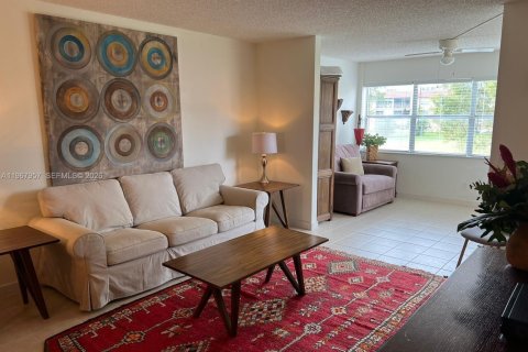 Condominio en Sunrise, Florida, 1 dormitorio  № 2029203