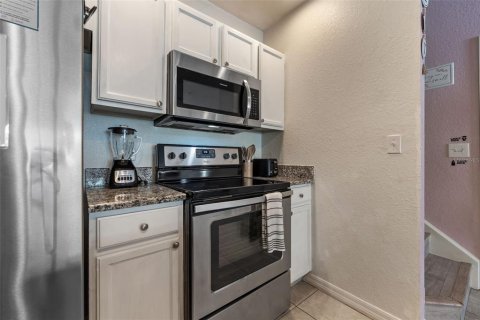 Adosado en venta en Kissimmee, Florida, 3 dormitorios, 120.4 m2 № 2233028 - foto 14