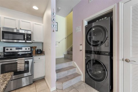 Adosado en venta en Kissimmee, Florida, 3 dormitorios, 120.4 m2 № 2233028 - foto 15