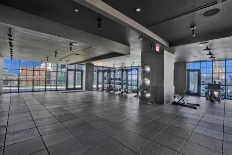Condominio en venta en Miami, Florida, 1 dormitorio, 60.67 m2 № 1975944 - foto 13