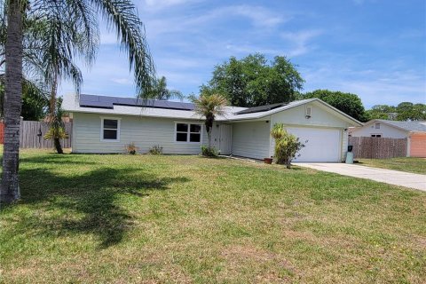 Villa ou maison à Palm Bay, Floride 3 chambres, 111.95 m2 № 2100122