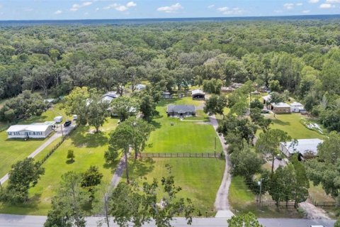 House in Lakeland, Florida 3 bedrooms, 164.99 sq.m. № 1847095 - photo 3