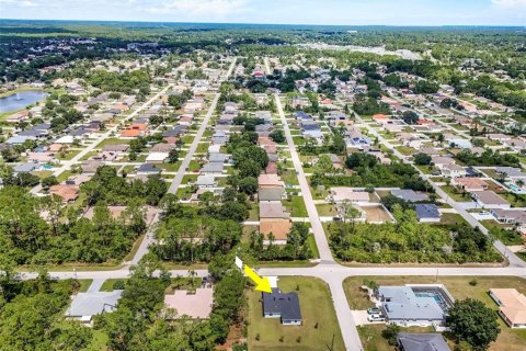 Villa ou maison à vendre à Palm Coast, Floride: 4 chambres, 140.93 m2 № 2127498 - photo 17