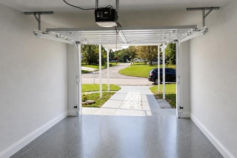 House in New Port Richey, Florida 2 bedrooms, 66.89 sq.m. № 2348065 - photo 14