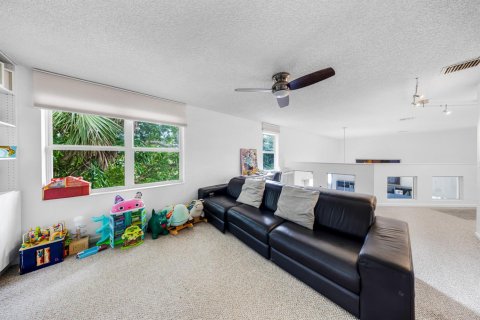 Villa ou maison à vendre à Pompano Beach, Floride: 4 chambres, 204.85 m2 № 2146802 - photo 25
