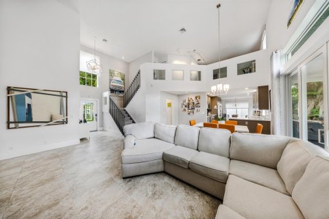 Villa ou maison à vendre à Pompano Beach, Floride: 4 chambres, 204.85 m2 № 2146802 - photo 9