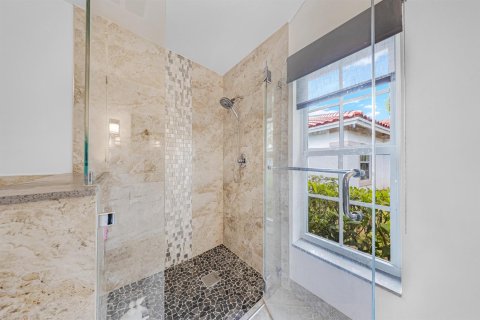 Villa ou maison à vendre à Pompano Beach, Floride: 4 chambres, 204.85 m2 № 2146802 - photo 20