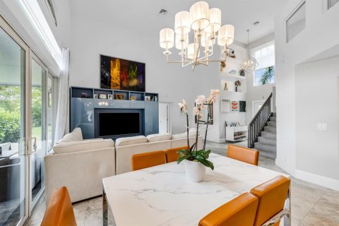 Villa ou maison à vendre à Pompano Beach, Floride: 4 chambres, 204.85 m2 № 2146802 - photo 6