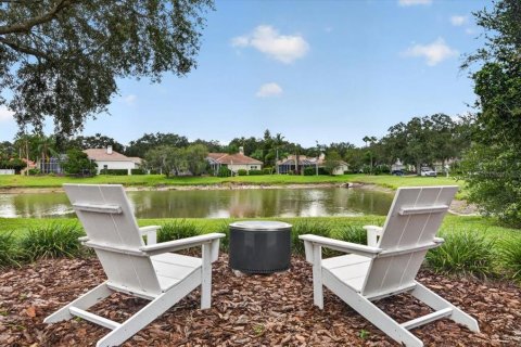 House in Tampa, Florida 4 bedrooms, 274.99 sq.m. № 2396416 - photo 25