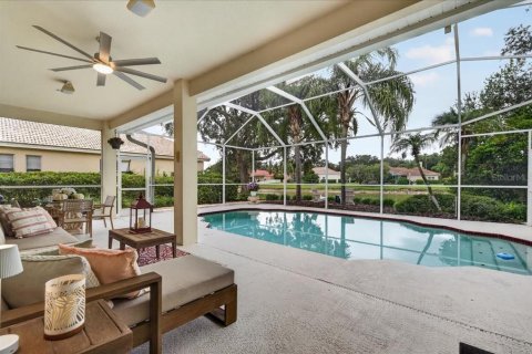 House in Tampa, Florida 4 bedrooms, 274.99 sq.m. № 2396416 - photo 22