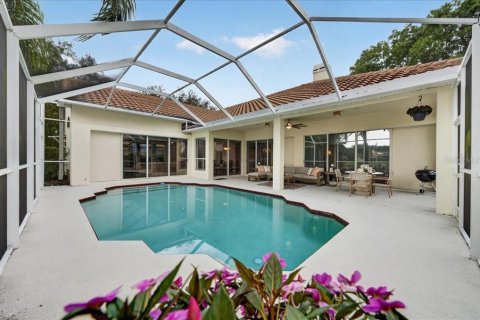 House in Tampa, Florida 4 bedrooms, 274.99 sq.m. № 2396416 - photo 24