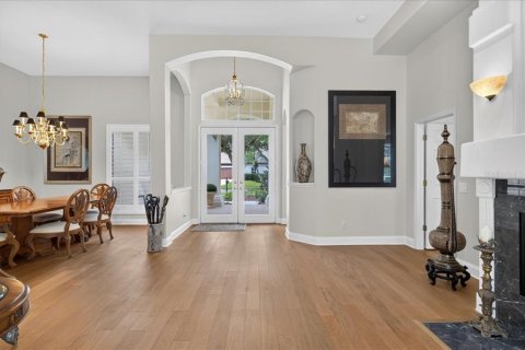 House in Tampa, Florida 4 bedrooms, 274.99 sq.m. № 2396416 - photo 8