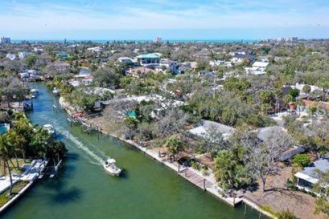 House in Siesta Key, Florida 3 bedrooms, 135.08 sq.m. № 2099356 - photo 9
